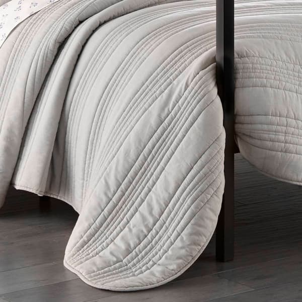 Stone Cottage Whitehills Reversible Quilt Set