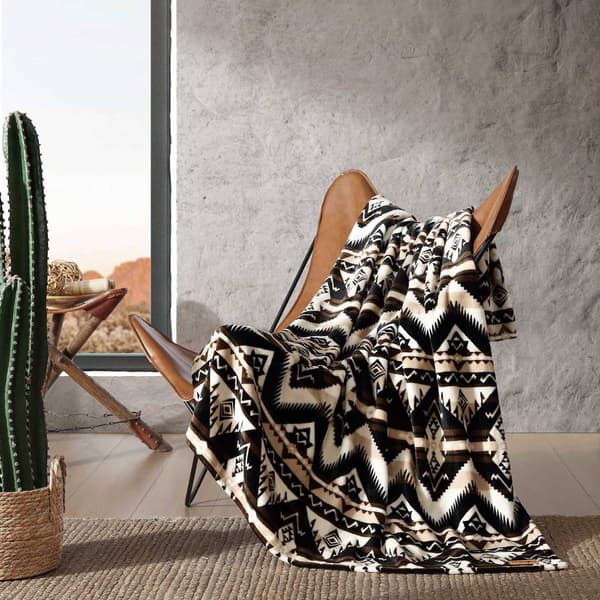 Wrangler Jesse Soft Plush Throw