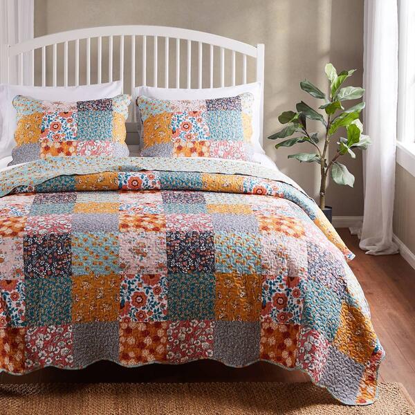 Greenland Home Fashions&#40;tm&#41; Carlie Modern Calico Patches Quilt Set - image 