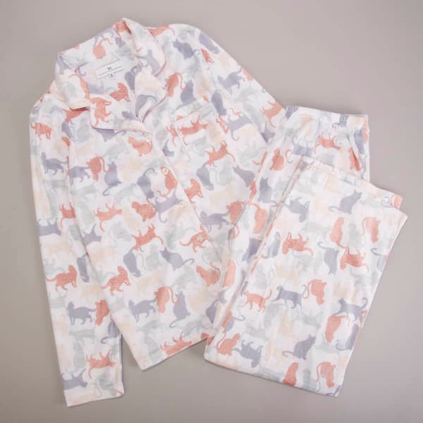Womens Karen Neuburger Long Sleeve Cozy Cat Fleece Pajama Set