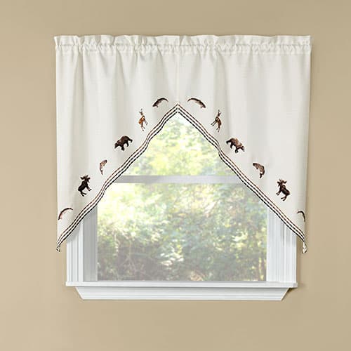 Lodge Embroidered Wildlife Swag - image 