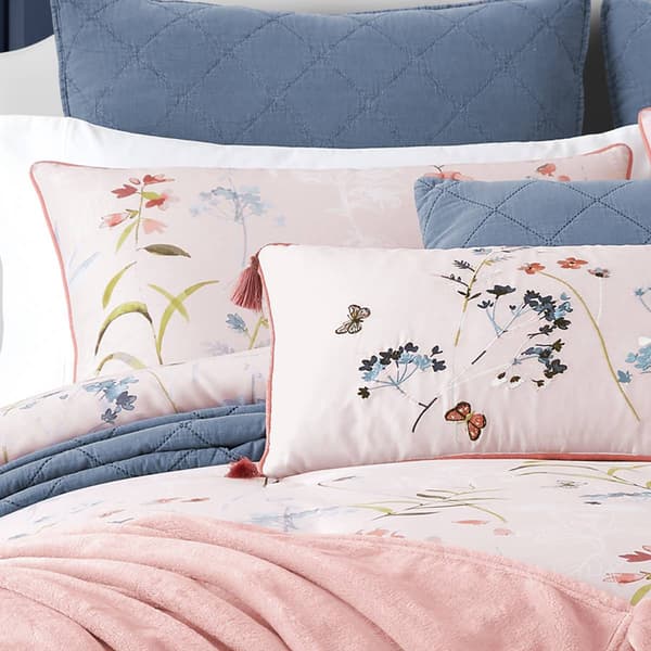 J by J. Queen Beatrice Comforter Set