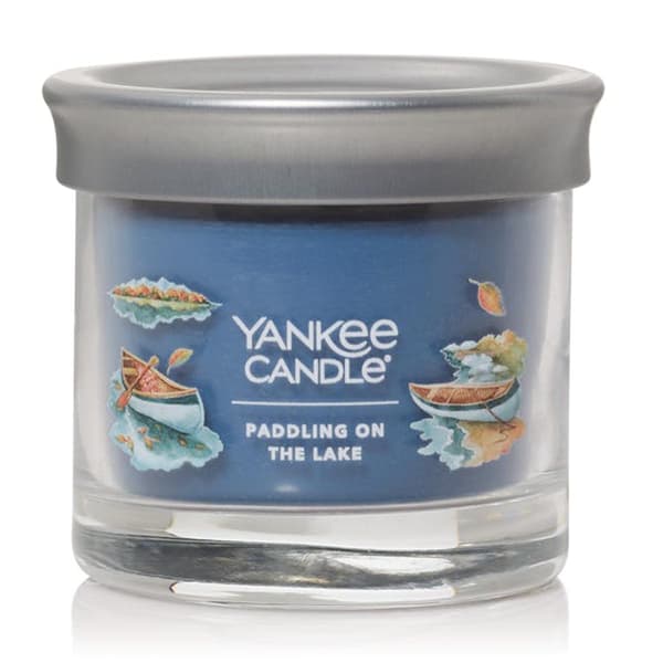Yankee Candle&#40;R&#41; 4.3oz. Paddling on The Lake Jar Candle - image 