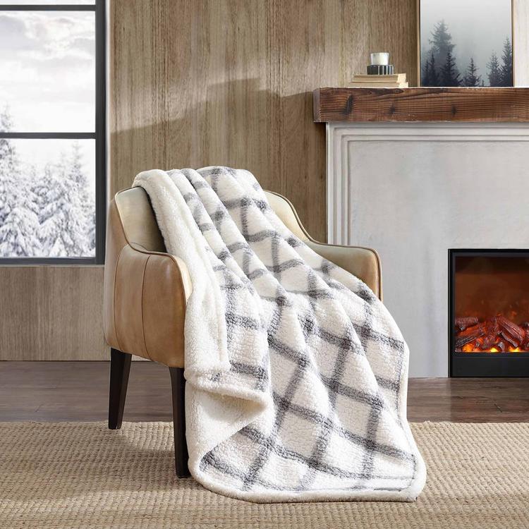 Eddie Bauer Bunkhouse Plaid Sherpa Throw