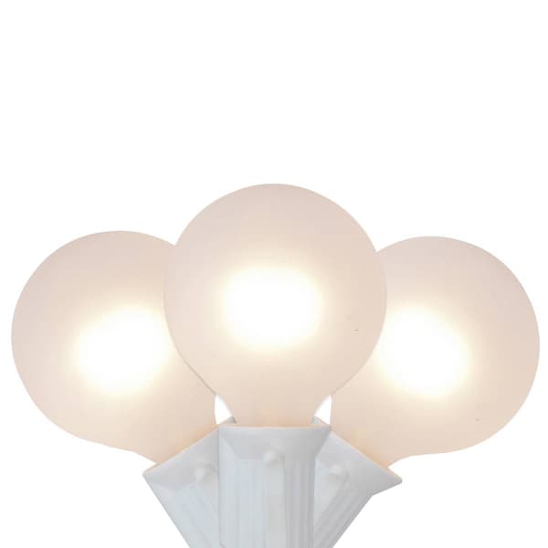 Northlight Seasonal 9ft. Frosted White G50 Globe Patio Light Set