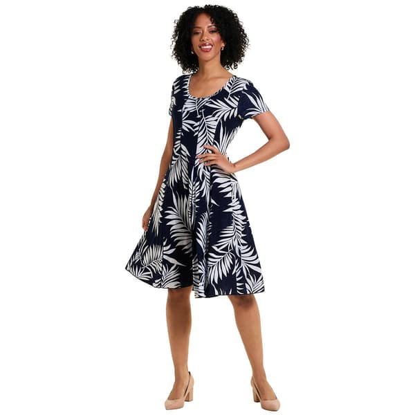 Womens Sami & Jo Short Sleeve Leaf Embroidered Jacquard Dress