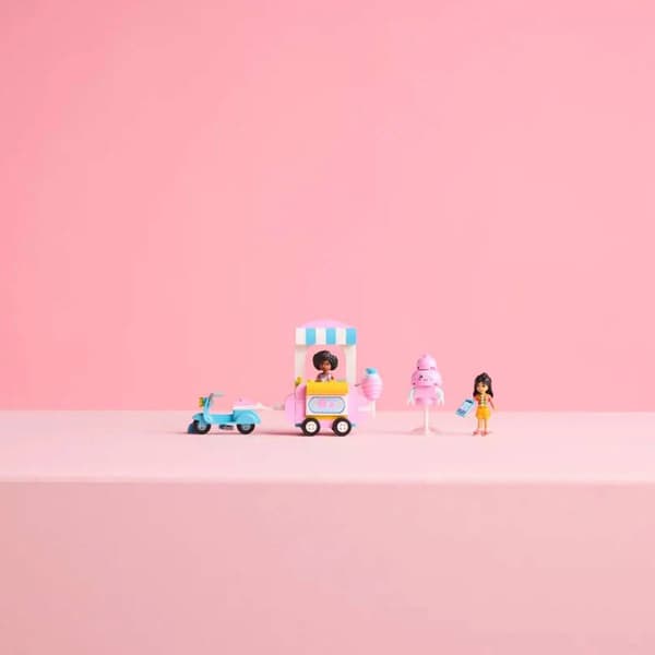LEGO&#174; Friends Cotton Candy Stand & Scooter