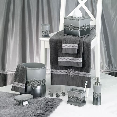 Avanti Braided Medallion Bathroom Collection