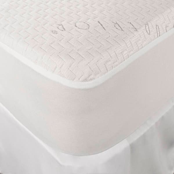 Superior Waterproof Hypoallergenic Mattress Protector