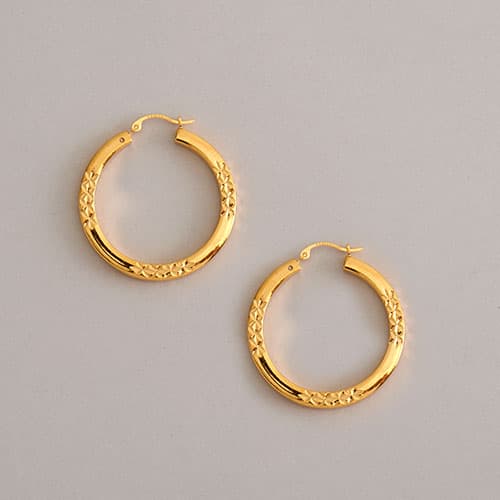 14kt. Gold Diamond Cut Hoops w/Nana Diamond Resin