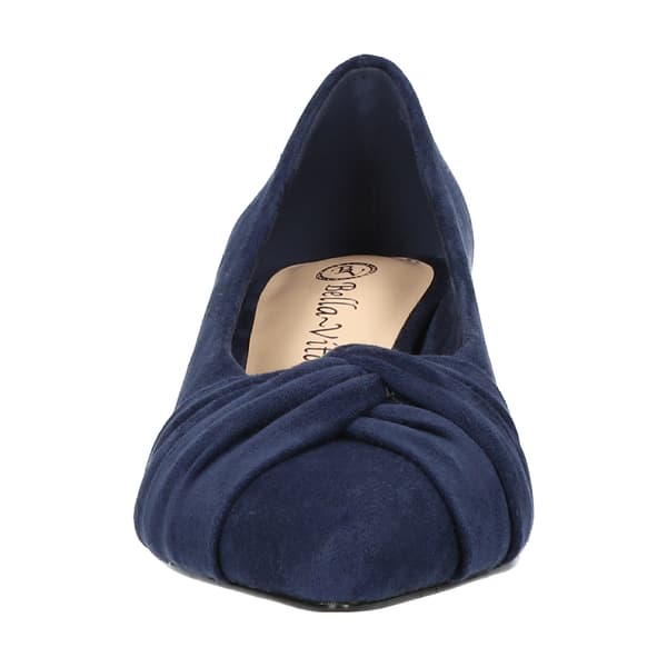 Womens Bella Vita Pettigrew Kitten Heels