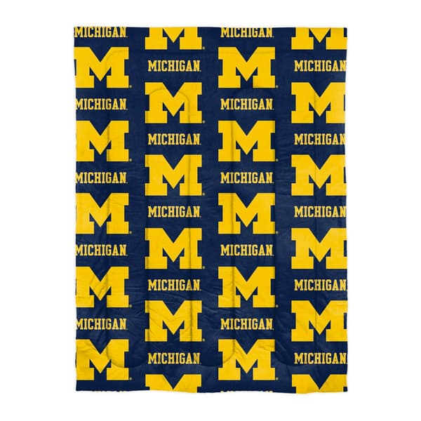 NCAA Michigan Wolverines Bed In A Bag Set