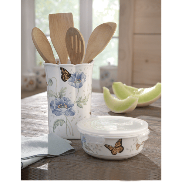 Lenox® Butterfly Meadow® Serve & Store Container
