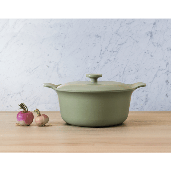 BergHOFF Ron Cast Iron 10in. 4.4qt. Dutch Oven with Lid