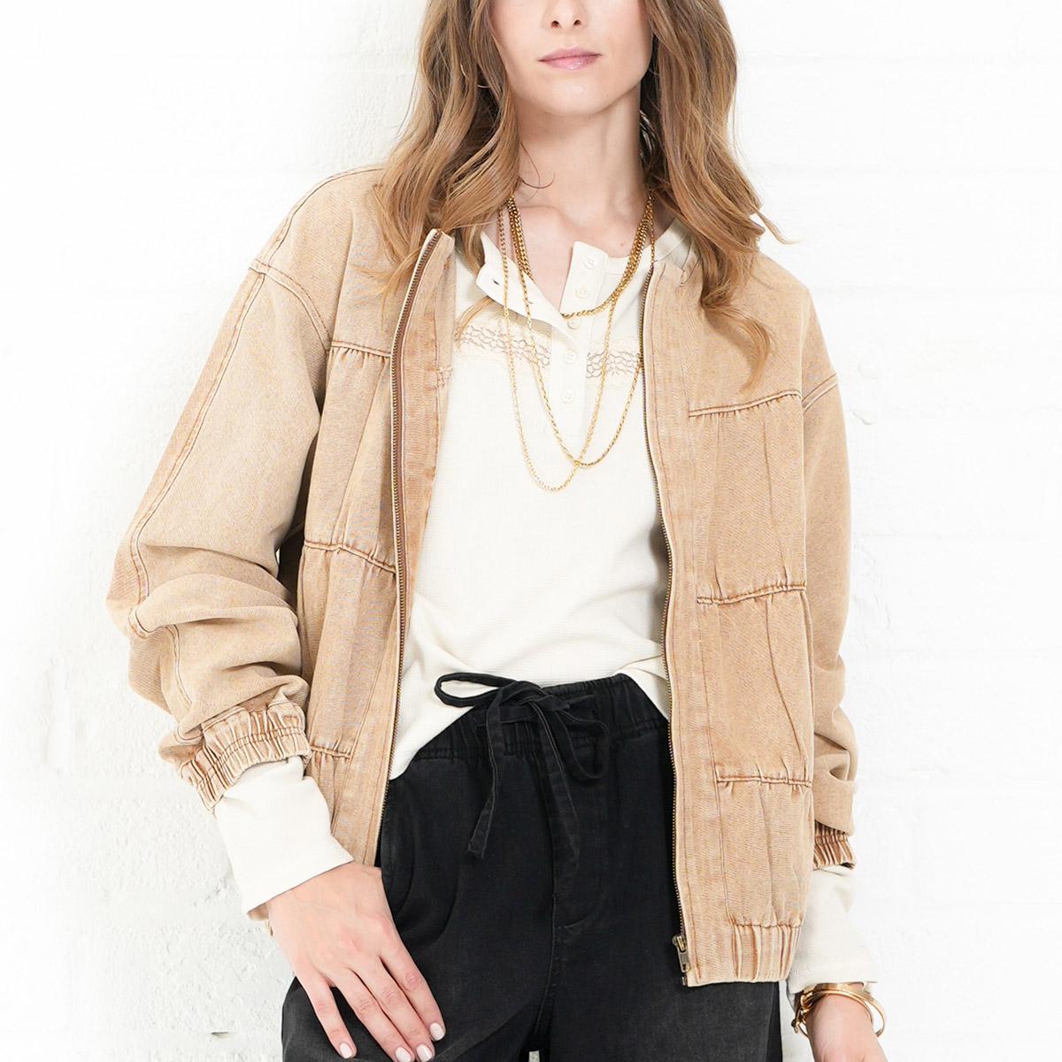 Womens MNK Long Sleeve Solid Ruched Twill Jacket