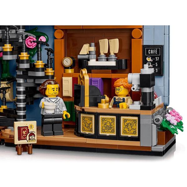 LEGO® Icons Bookstore: Book Nook