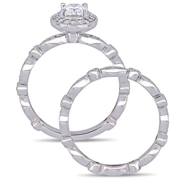 Diamond Classics&#8482; 10kt. Oval Cut Infinity Bridal Ring Set