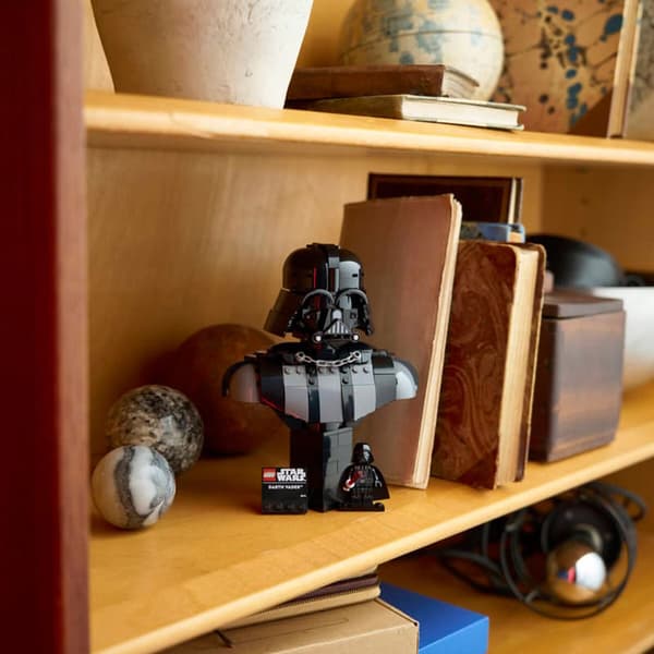 LEGO® Star Wars™ Darth Vader™ Bust