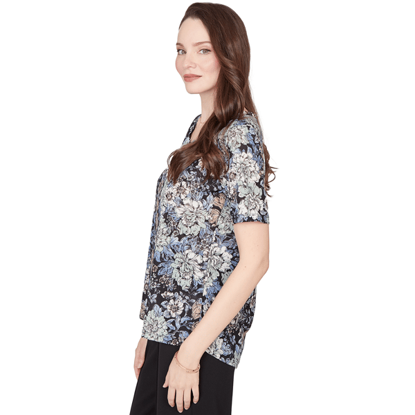 Petite Emaline Key Items Short Sleeve Round Neck Floral Tee