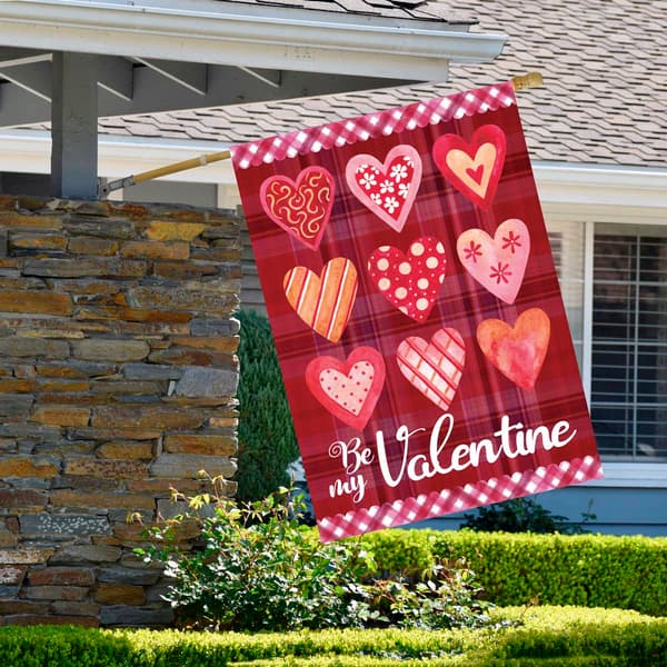 Northlight Seasonal Be My Valentine Plaid & Heart House Flag
