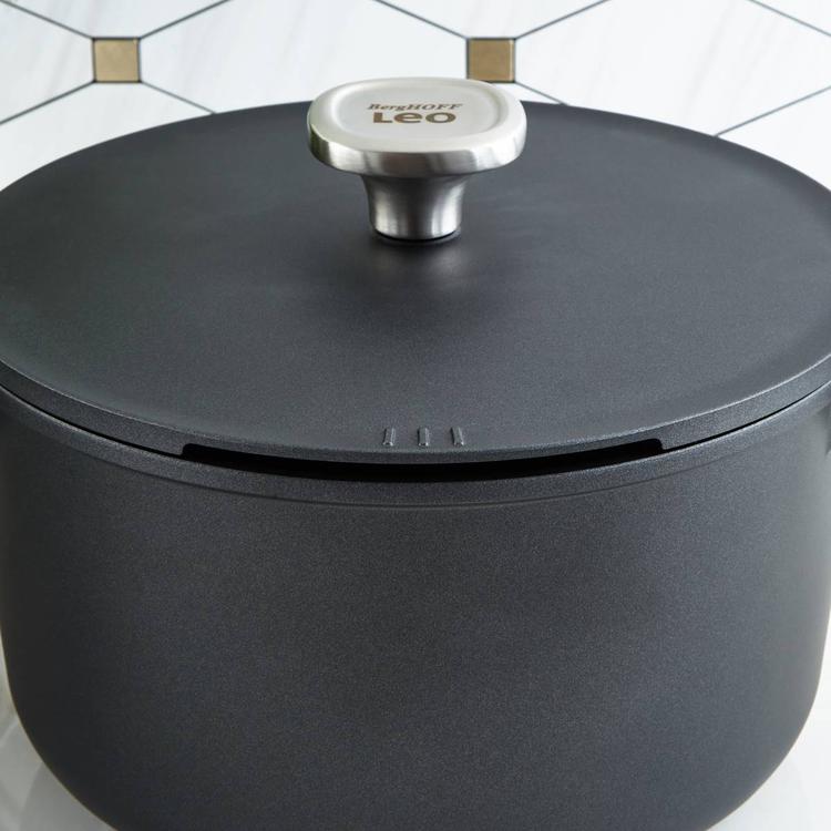 BergHOFF Phantom Nonstick 10in. Ceramic Covered Stockpot