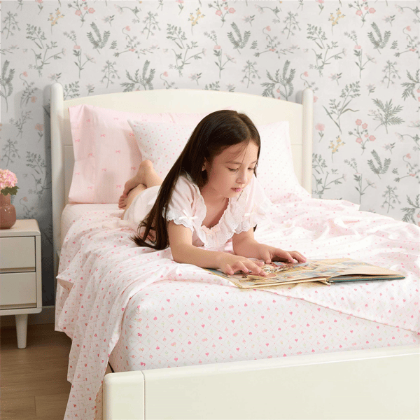 Laura Ashley® Kids Heart Geo Ditsy Sheet Set