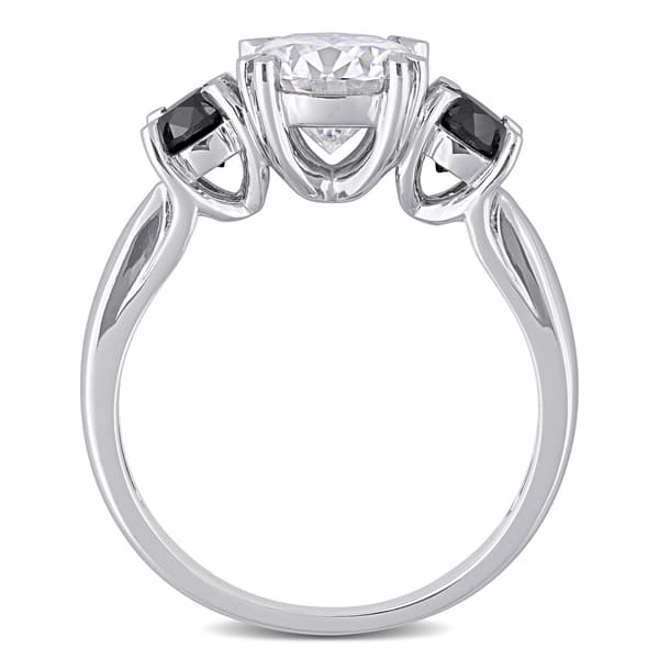 Diamond Classics&#8482; 10kt. 3-Stone Black Diamond Ring