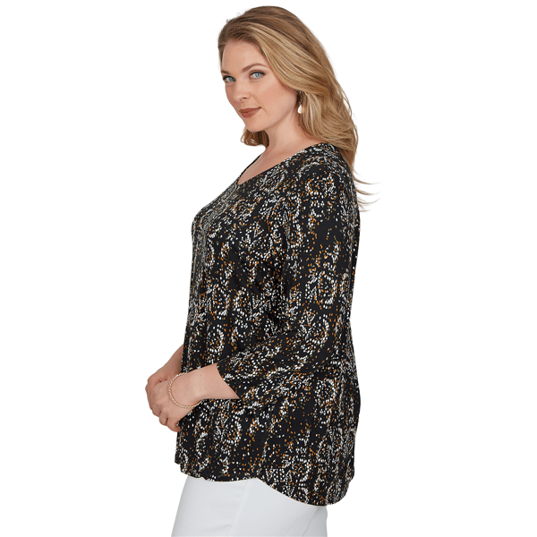 Plus Size Emaline Key Items 3/4 Sleeve Abstract Dot Tee