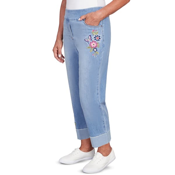 Petite Alfred Dunner In Full Bloom Butterfly Capri Pants