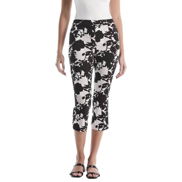 Petite Rafaella(R) Pull On Floral Capris with Grommet Details - image 