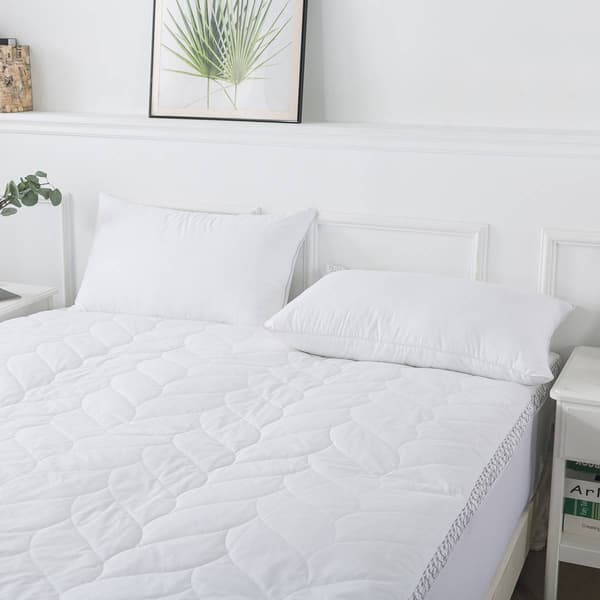 Waverly Quilted Cotton Top with Feather Topper