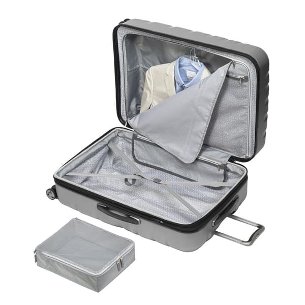 Ricardo of Beverly Hills Mojave 25in. Hardside Spinner Luggage