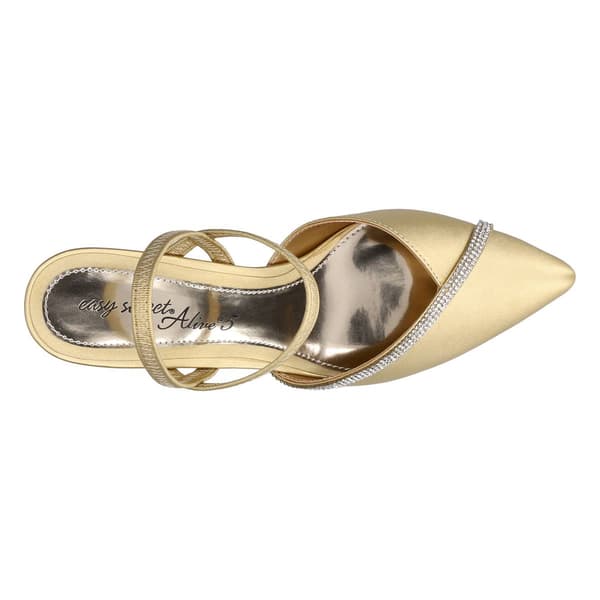 Womens Easy Street Unna Kitten Heel Pumps