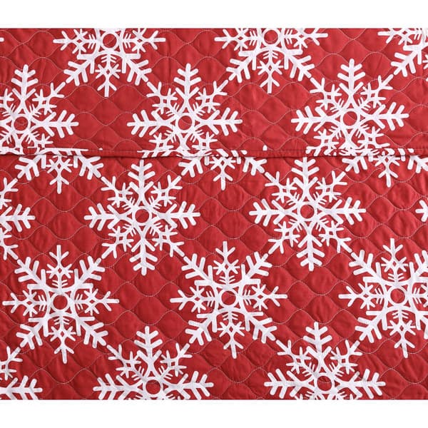 Spirit Linen Home&#8482; Holiday Snowflakes Quilt Set