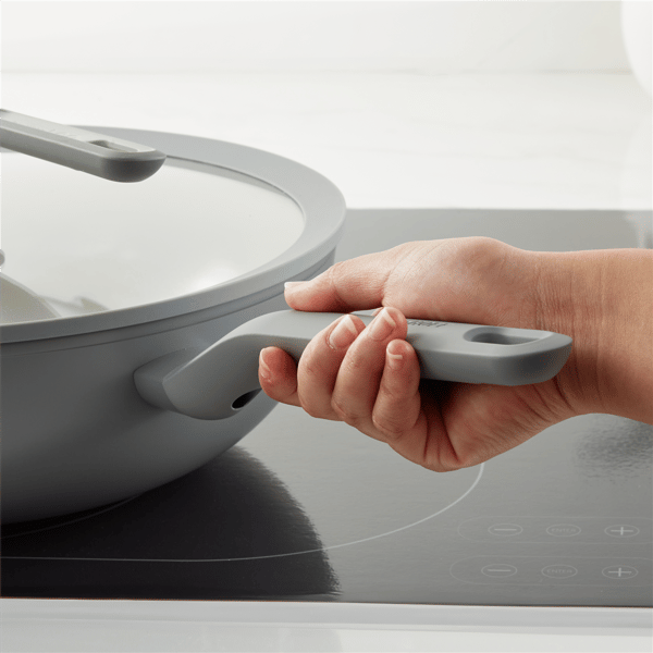 BergHOFF Leo Balance Nonstick Ceramic 12.75in. Wok Pan