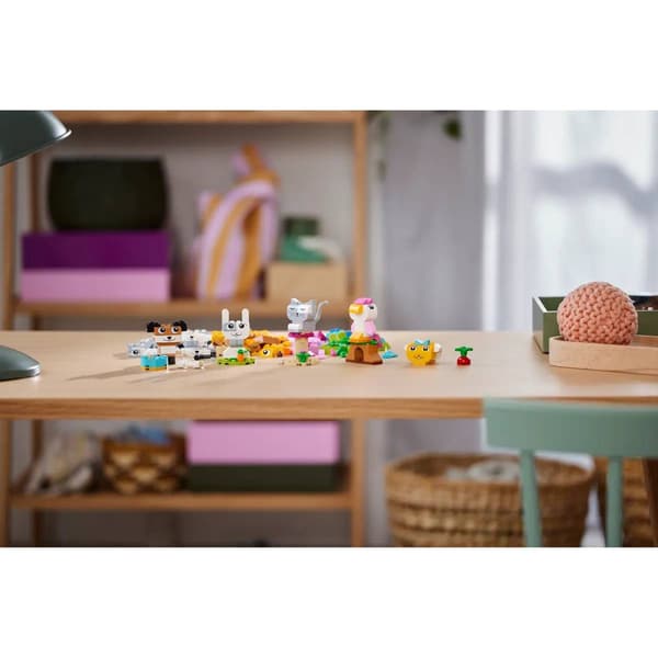 LEGO&#174; Classic Creative Pets