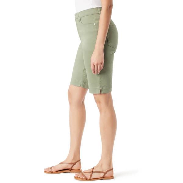 Petite Gloria Vanderbilt Amanda Solid Bermuda Shorts w/ Slit Hem