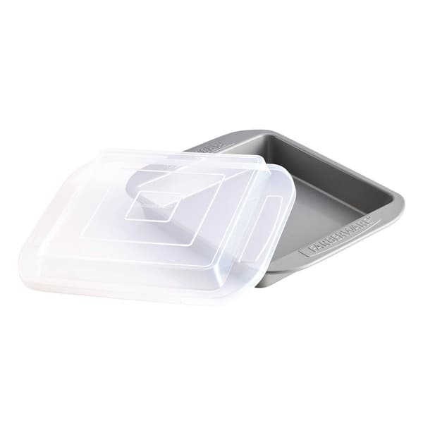 Farberware® Bakeware Nonstick Square Cake Pan with Lid