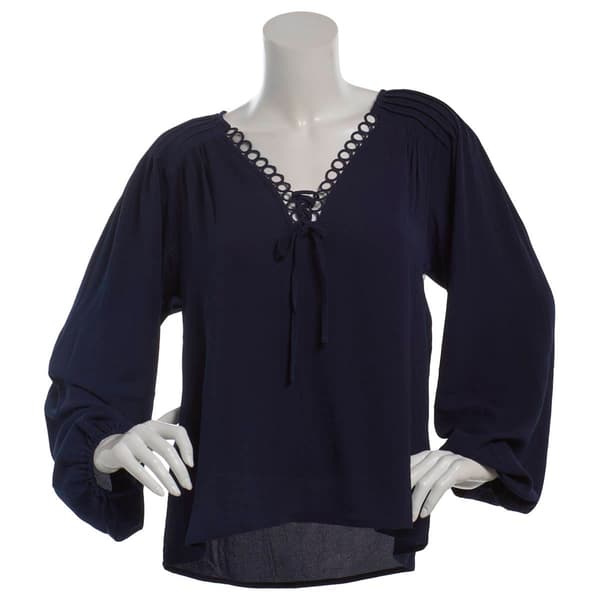Womens Cece Long Sleeve Pintuck Scallop V Neck Blouse