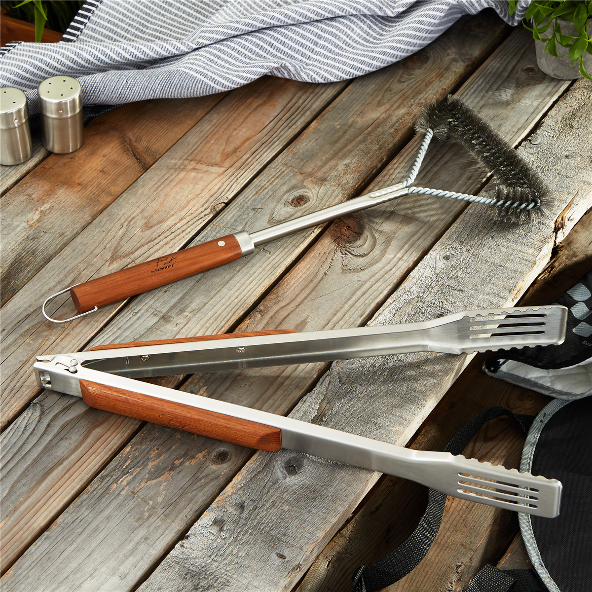 BergHOFF 2pc. Stainless Steel BBQ Tongs & Brush Set