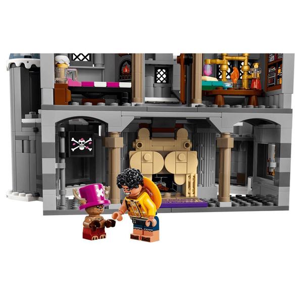 LEGO® One Piece Battle at Drum Castle