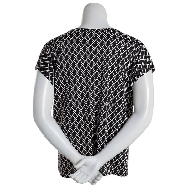 Plus Size Notations Short Sleeve Geo Grommet Neck Blouse