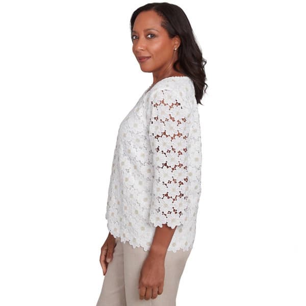 Womens Alfred Dunner Kensington Gardens Daisy Lace Top