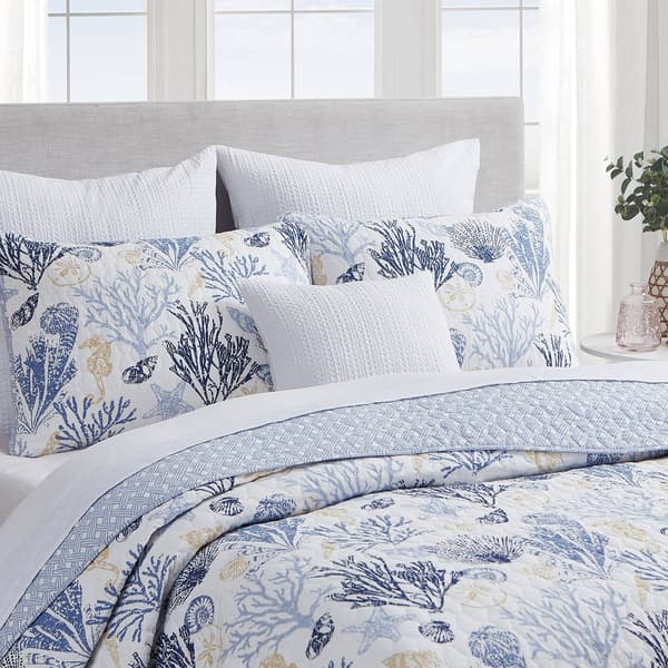 Design Studio Key West Reversible Quilt Set