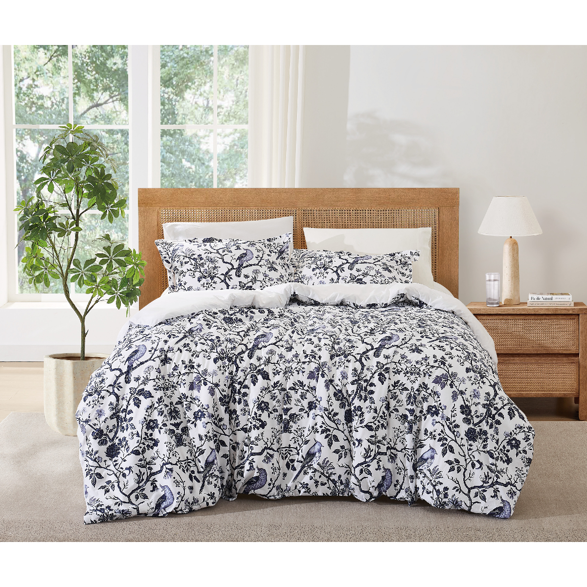 Brooklyn Loom Ava Floral 3pc. Comforter Set