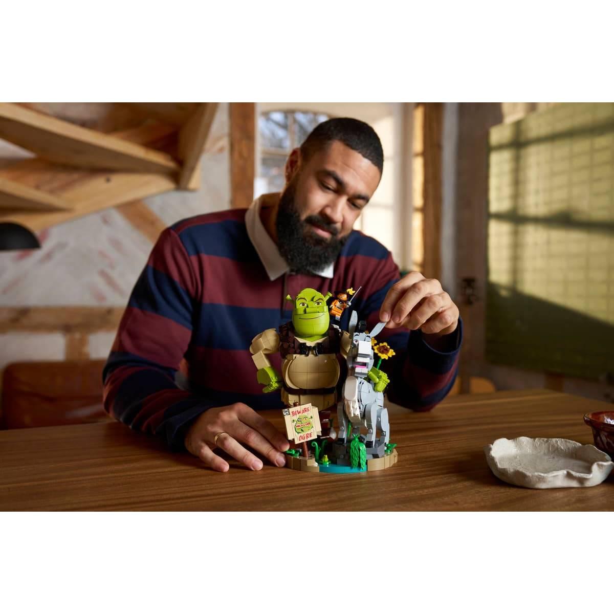 LEGO® Shrek, Donkey & Puss in Boots