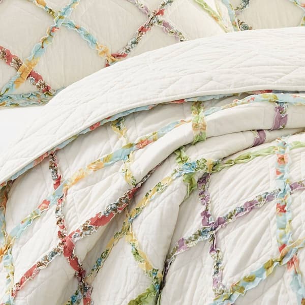 Laura Ashley Ruffle Garden Cotton Quilt