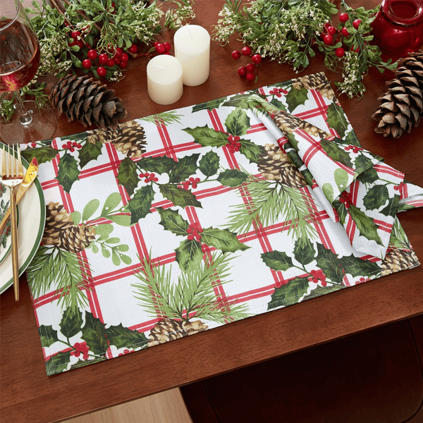 Threadmade Pinecone Plaid Holiday Fabric Placemats - Set of 4