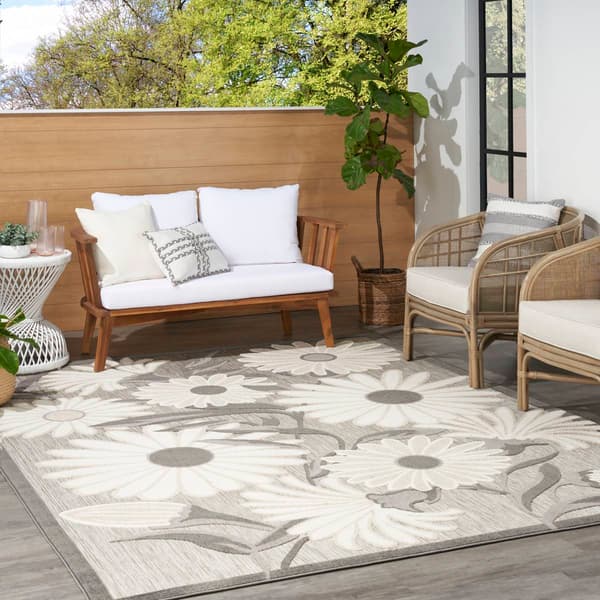 Nourison Aloha Daisy Contemporary Indoor/Outdoor Area Rug