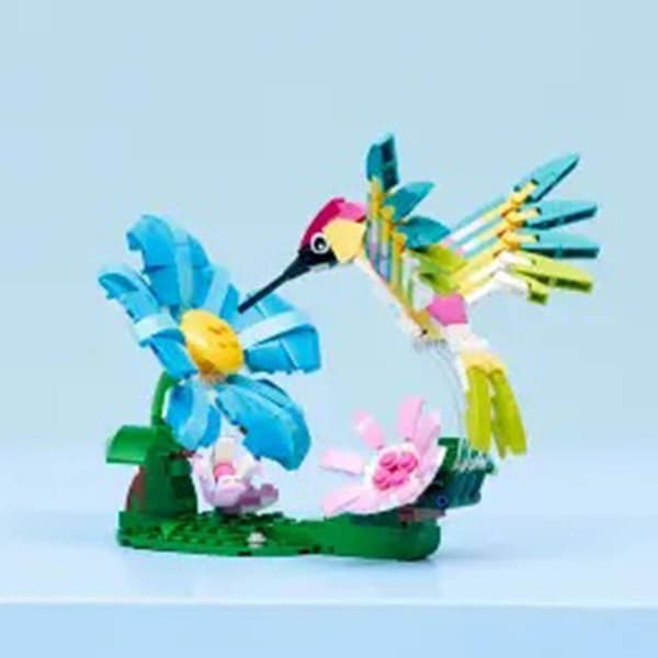 LEGO® Creator 3 in 1 Colorful Hummingbird Building Kit
